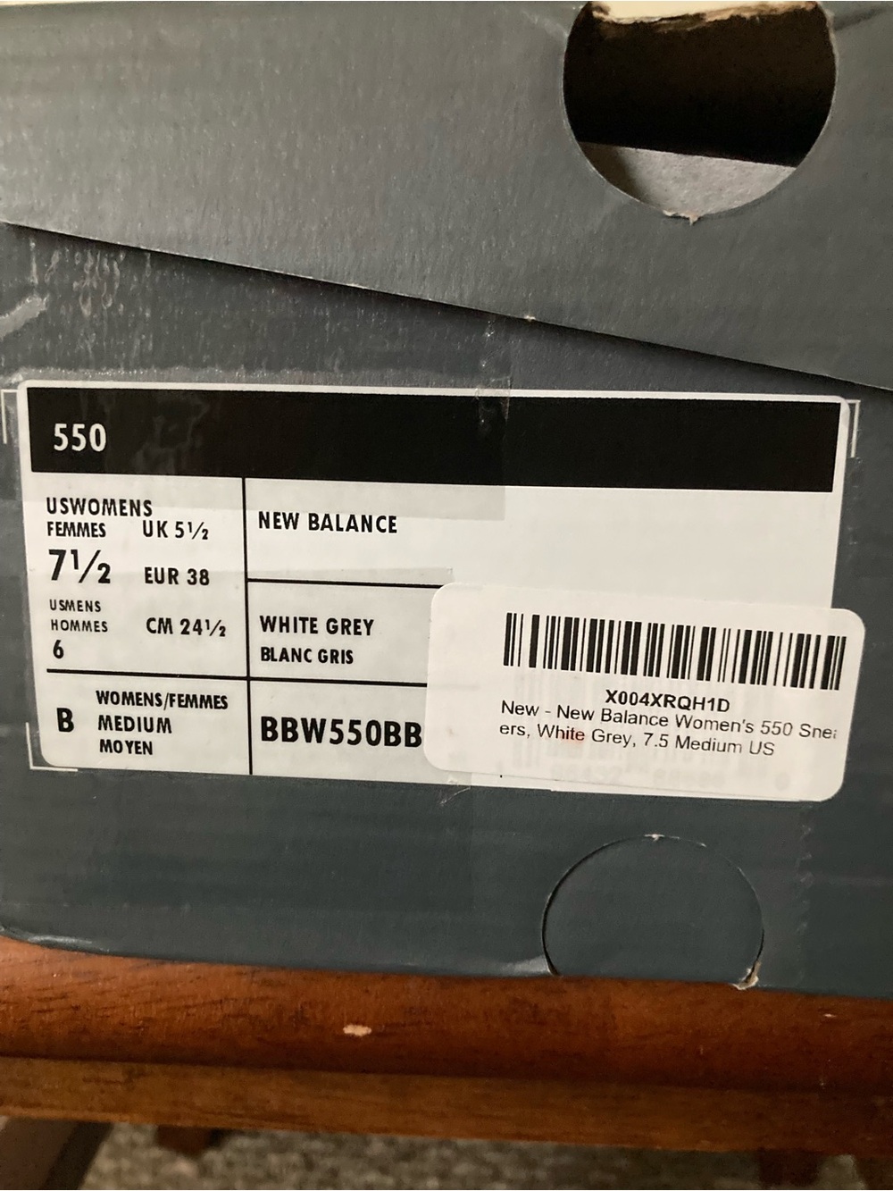 NIB Women’s New Balance 550 White with Light Gray Accents Sneaker - Picture 7 of 7